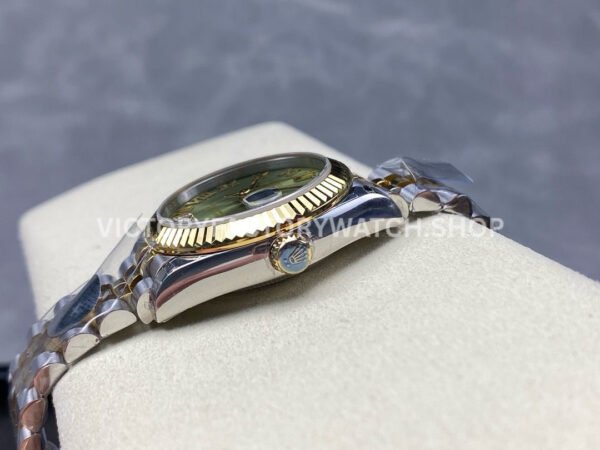 8+ Factory Counterweight Rolex Datejust 278273-0016 31mm Half Yellow Gold Roman Numerals Diamond Green Dial Jubilee  Brand : Rolex