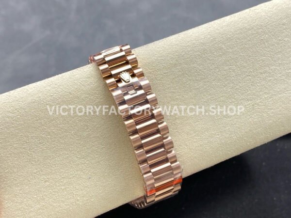 8+ Factory Counterweight Rolex Day-Date 128235-0029 36mm Full Rose Gold Diamond Mope Baguette Diamond Mother Of Pearl Dial