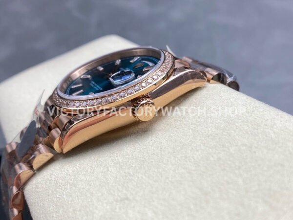 8+ Factory Counterweight Rolex Day-Date 128345RBR-0083 36mm Diamond Bezel Full Rose Gold Baguette Diamond Blue Green Dial