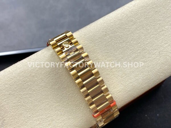 8+ Factory Counterweight Rolex Day-Date 128348RBR-0035 36mm Diamond Bezel Full Yellow Gold Diamond Mope Baguette Diamond Green Dial