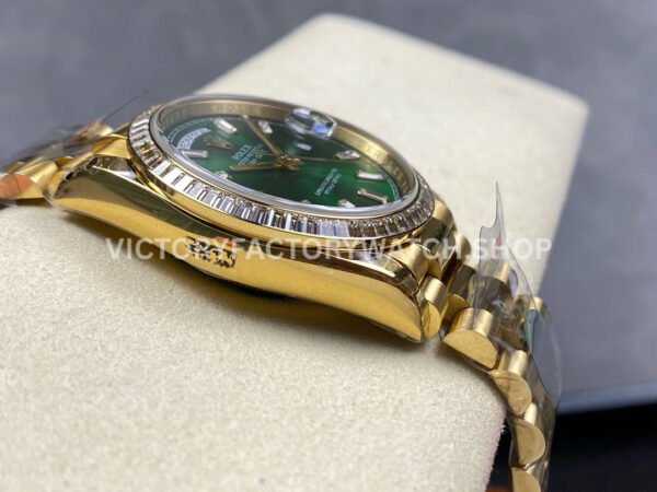 8+ Factory Counterweight Rolex Day-Date 128348RBR-0078 36mm Diamond Bezel Full Yellow Gold Baguette Diamond Green Dial