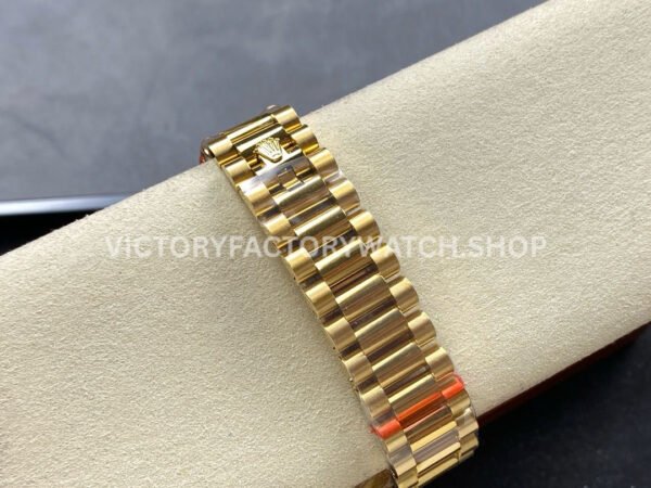 8+ Factory Counterweight Rolex Day-Date 128348RBR-0078 36mm Diamond Bezel Full Yellow Gold Baguette Diamond Green Dial