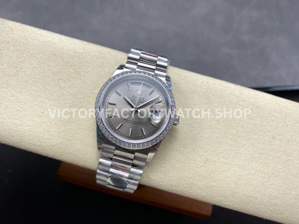 8+ Factory Counterweight Rolex Day-Date 128349RBR-0001 36mm Diamond Bezel Full White Gold Silver Dial