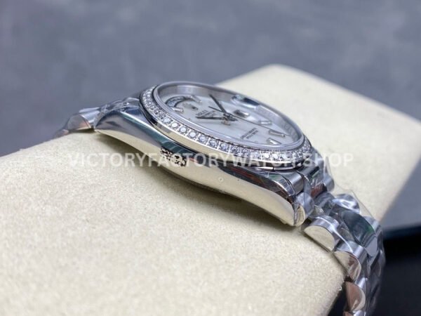 8+ Factory Counterweight Rolex Day-Date 128349RBR-0049 36mm Diamond Bezel White Gold Baguette Diamond Mother Of Pearl Dial