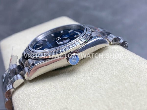 8+ Factory Counterweight Rolex Day-Date 128349RBR-0051 36mm Diamond Bezel White Gold Baguette Diamond Blue Dial