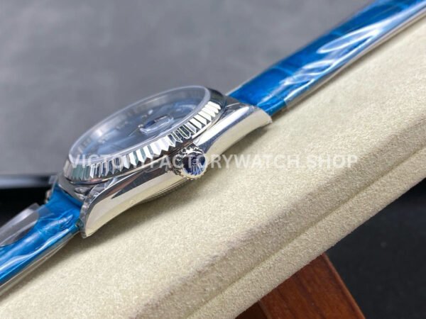 8+ Factory Counterweight Rolex Day-Date 36mm 128236-0008 White Gold Crocodile (8) 8+ Factory Counterweight Rolex Day-Date 36mm 128236-0008 Platinum Crocodile Leather Strap Roman Numerals Ice Blue Dial