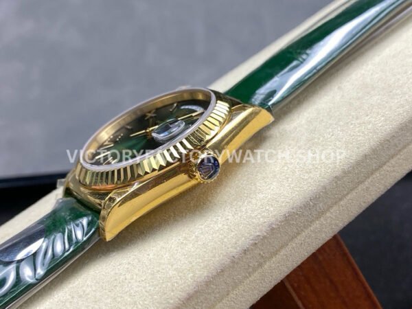 8+ Factory Counterweight Rolex Day-Date 36mm 128238-0118 Yellow Gold Crocodile Leather Strap Roman Numerals Green Ombré Dial