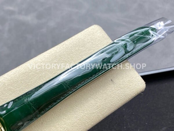 8+ Factory Counterweight Rolex Day-Date 36mm 128238-0118 Yellow Gold Crocodile Leather Strap Roman Numerals Green Ombré Dial