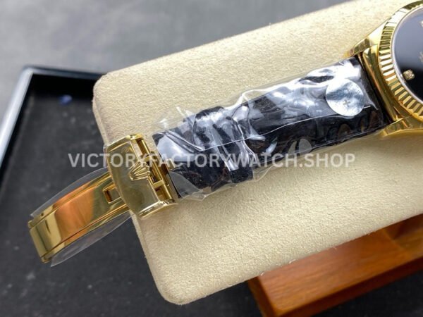 8+ Factory Counterweight Rolex Day-Date 36mm 18238 Yellow Gold Crocodile Leather Strap Diamond Mope Black Dial