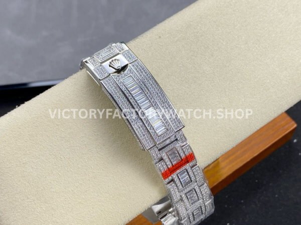 AMG Factory Rolex Submariner 116610 40mm Rainbow Diamond Bezel Full 904L Diamond Blue Word Pin Diamond Dial