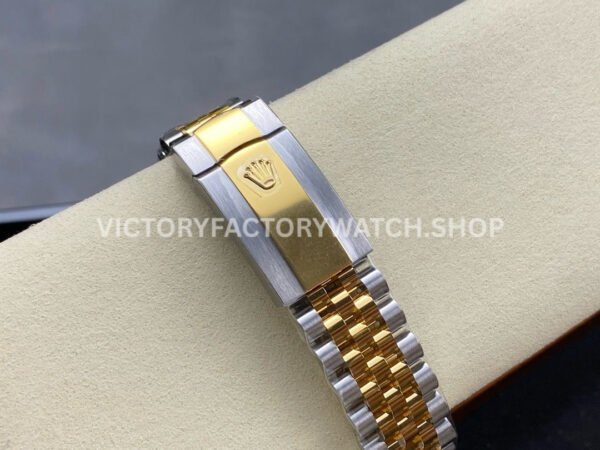 ARF Factory Counterweight Rolex Datejust 126333-0016 41mm Half Yellow Gold White Dial Jubilee (3) ARF Factory Counterweight Rolex Datejust 126333-0016 41mm Half Yellow Gold White Dial Jubilee