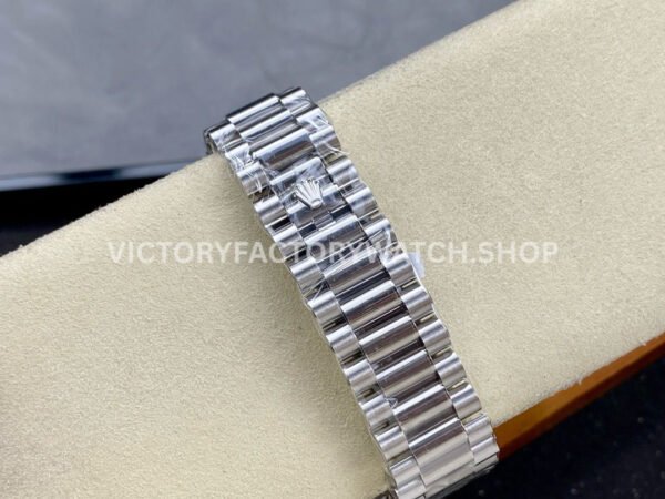 ARF Factory Counterweight Rolex Day-Date 228236-0012 Platinum Roman Numerals Ice Blue Dial (9) ARF Factory Counterweight Rolex Day-Date 228236-0012 40mm Platinum Roman Numerals Ice Blue Dial