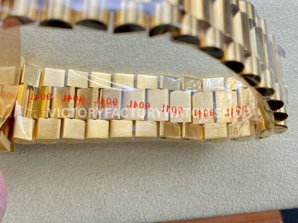 ARF Factory Counterweight Rolex Day-Date 228238-0003 40mm Full Yellow Gold Champagne Dial (7) ARF Factory Counterweight Rolex Day-Date 228238-0003 40mm Full Yellow Gold Champagne Dial