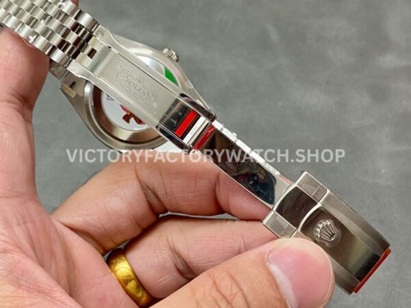 Clean Factory Rolex Datejust 126234-0015 36mm Full 904L Black Dial Jubilee (8) Clean Factory Rolex Datejust 126234-0015 36mm Full 904L Black Dial Jubilee