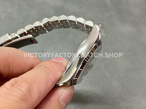 Clean Factory Rolex Datejust 126234-0049 36mm Full 904L Fluted Motif Blue Dial Jubilee (5) Clean Factory Rolex Datejust 126234-0049 36mm Full 904L Fluted Motif Blue Dial Jubilee