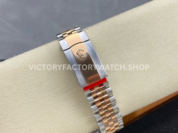 Clean Factory Rolex Datejust 126331 41mm Half Rose Gold Diamond Mother Of Pearl Dial Jubilee (6) Clean Factory Rolex Datejust 126331 41mm Half Rose Gold Diamond Mother Of Pearl Dial Jubilee