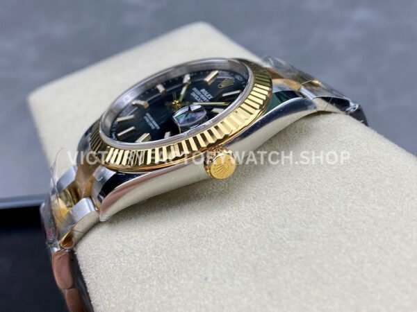 Clean Factory Rolex Datejust 126333-0013 41mm Half Yellow Gold Black Dial (2) Clean Factory Rolex Datejust 126333-0013 41mm Half Yellow Gold Black Dial