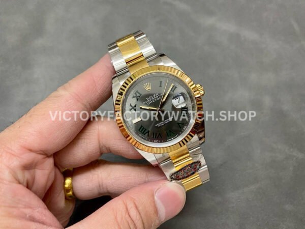 Clean Factory Rolex Datejust 126333-0019 41mm Half Yellow Gold Roman Numerals Wimbledon Grey Dial (4) Clean Factory Rolex Datejust 126333-0019 41mm Half Yellow Gold Roman Numerals Wimbledon Grey Dial