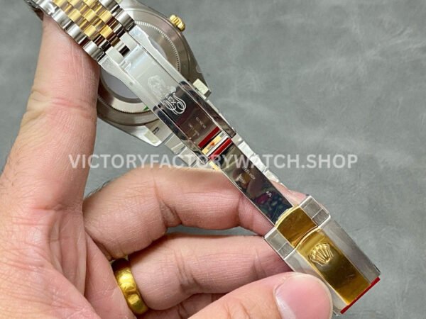 Clean Factory Rolex Datejust 126333-0020 41mm Half Yellow Gold Roman Numerals Wimbledon Grey Dial J (7) Clean Factory Rolex Datejust 126333-0020 41mm Half Yellow Gold Roman Numerals Wimbledon Grey Dial Jubilee