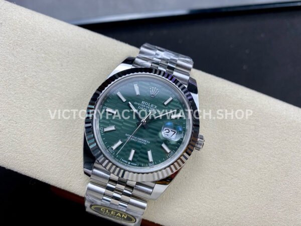Clean Factory Rolex Datejust 126334-0030 41mm Full 904L Fluted Motif Olive Green Dial Jubilee
