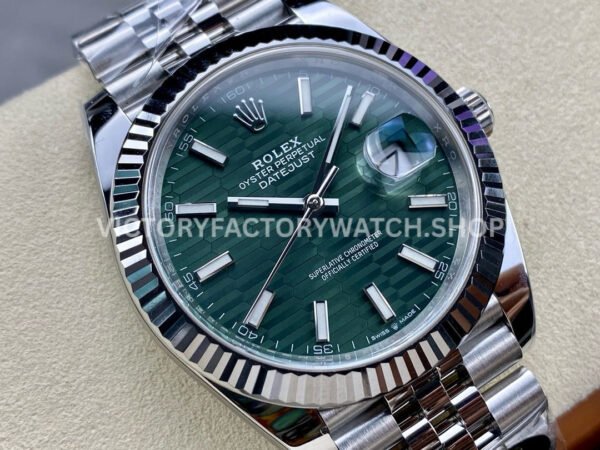 Clean Factory Rolex Datejust 126334-0030 41mm Full 904L Fluted Motif Olive Green Dial Jubilee