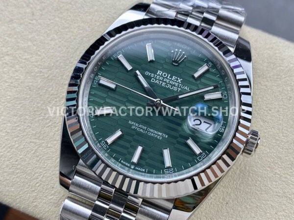 Clean Factory Rolex Datejust 126334-0030 41mm Full 904L Fluted Motif Olive Green Dial Jubilee