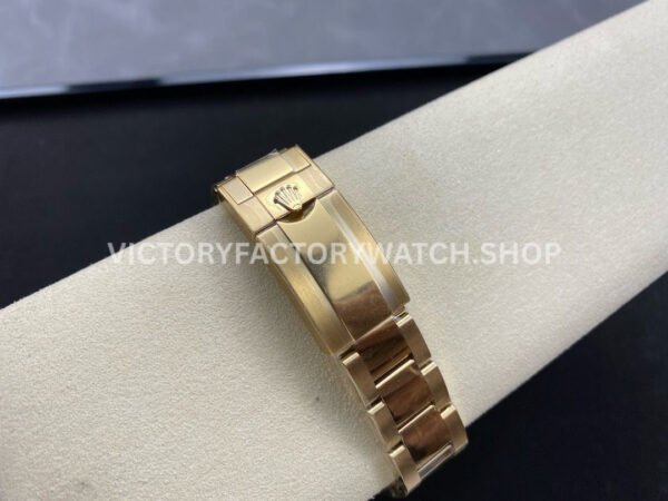 Clean Factory Rolex Daytona 116508-0014 40mm Full Yellow Gold Black Eye Gold Dial (3) Clean Factory Rolex Daytona 116508-0014 40mm Full Yellow Gold Black Eye Gold Dial