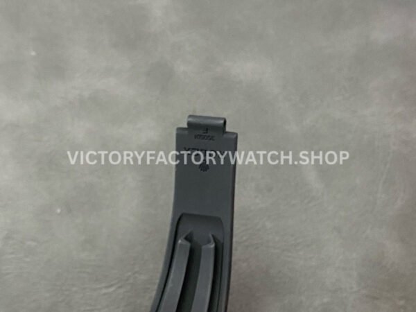 Clean Factory Rolex Daytona 116519LN 40mm White Gold Oysterflex Arabic Number Black Eye White Dial