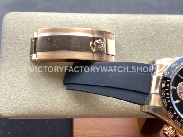 Clean Factory Rolex Daytona 126515LN-0002 40mm Rose Gold Oysterflex Black Dial (2) Clean Factory Rolex Daytona 126515LN-0002 40mm Rose Gold Oysterflex Black Dial
