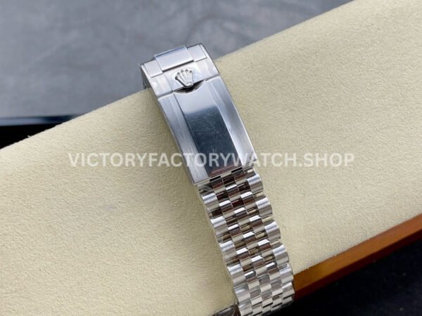 Clean Factory Rolex GMT-Master II 126720VTNR-0002 40mm Full 904L Black Dial Jubilee