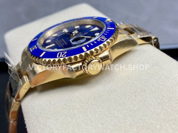 Clean Factory Rolex Submariner 116618LB 40mm Full Yellow Gold Blue Dial