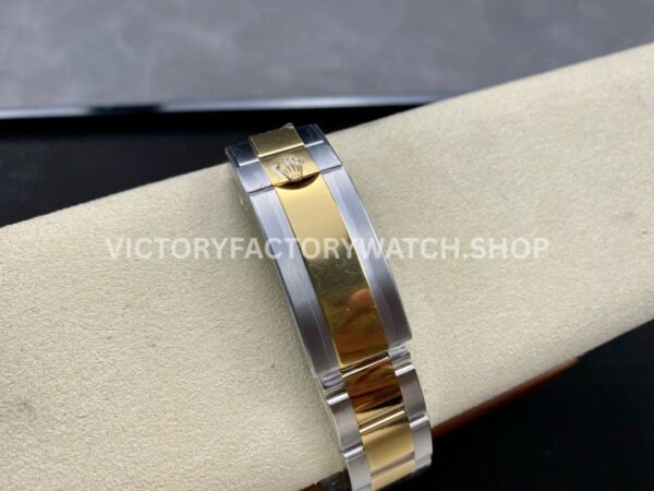 Clean Factory Rolex Submariner 126613LN 41mm Half Yellow Gold Black Dial