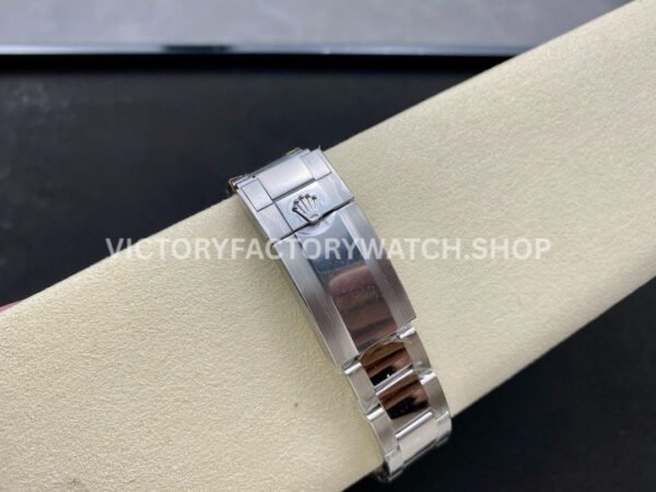 Clean Factory Rolex Yacht-Master 126622-0001 40mm Platinum Bezel Grey Dial (4) Clean Factory Rolex Yacht-Master 126622-0001 40mm Platinum Bezel Grey Dial