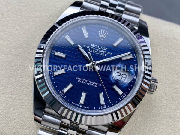 Clean factory Rolex Datejust 126334-0032 41mm Full 904L Fluted Motif Blue Dial Jubilee (6) Clean factory Rolex Datejust 126334-0032 41mm Full 904L Fluted Motif Blue Dial Jubilee