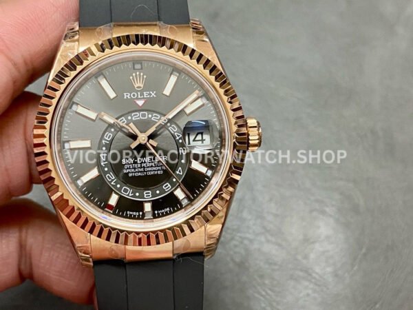 Noob Factory Rolex Sky-Dweller 336235-0004 42mm Rose Gold Oysterflex Grey Dial (5) Rolex Sky-Dweller 336235 replica rose gold case