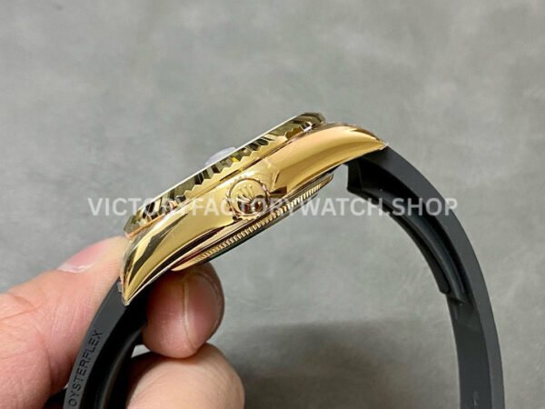 Noob Factory Rolex Sky-Dweller 336238-0002 42mm Yellow Gold Oysterflex Black Dial (7) Noob Factory Rolex Sky-Dweller 336238-0002 42mm Yellow Gold Oysterflex Black Dial