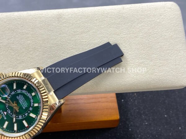 Noob Factory Rolex Sky-Dweller 336238 42mm Yellow Gold Oysterflex Green Dial