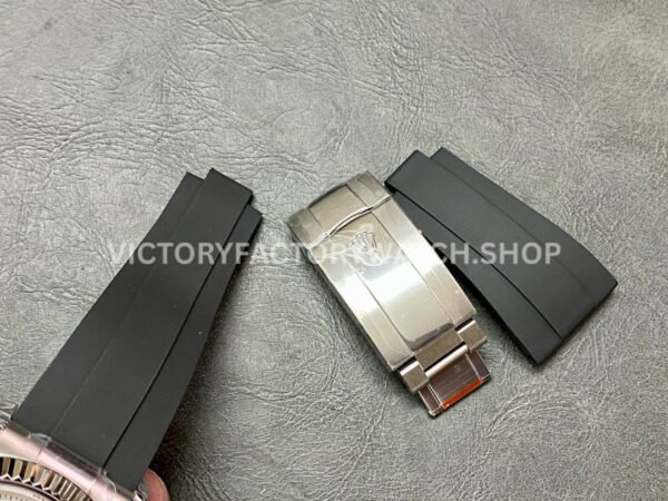 Noob Factory Rolex Sky-Dweller 336239-0003 42mm White Gold Oysterflex White Dial