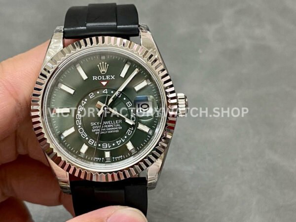 Rolex Sky-Dweller 336239 replica watch back case