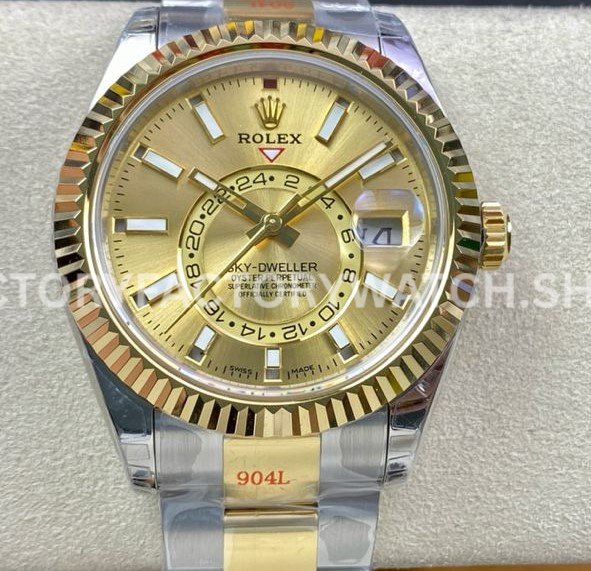 Rolex Sky-Dweller 336933 replica dial detail