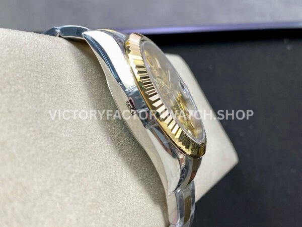 Noob Factory Rolex Sky-Dweller 336933-0001 42mm Half Yellow Gold Champagne Dial
