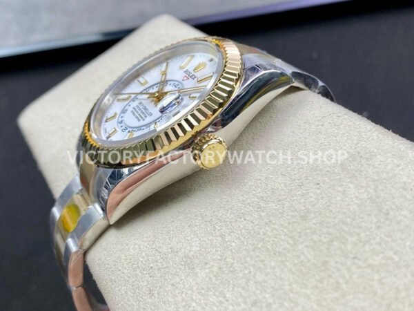 Noob Factory Rolex Sky-Dweller 336933-0005 42mm Half Yellow Gold White Dial (9) Noob Factory Rolex Sky-Dweller 336933-0005 42mm Half Yellow Gold White Dial