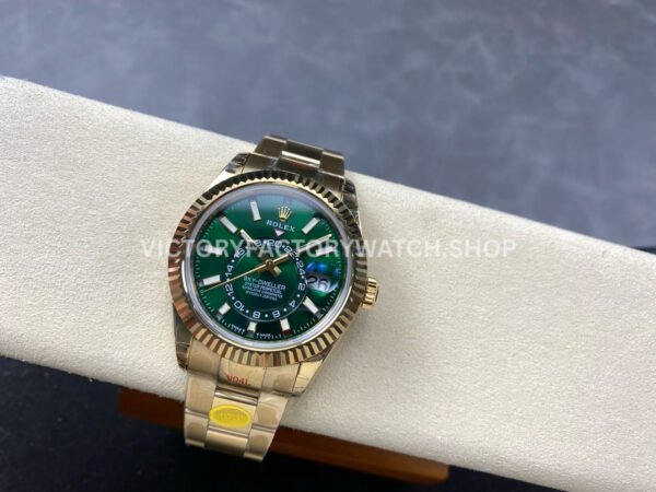 Noob Factory Rolex Sky-Dweller 336938-0007 42mm Yellow Gold Green Dial