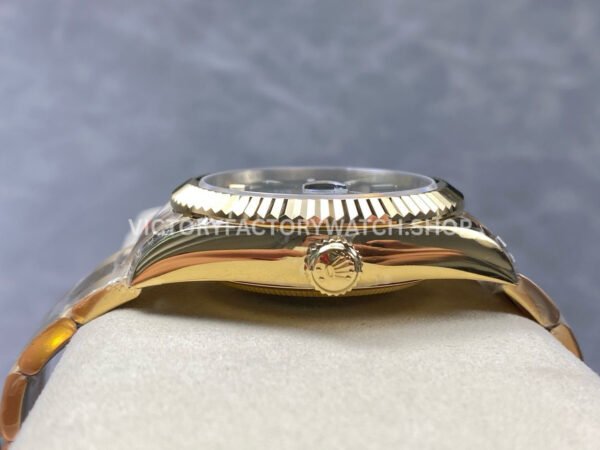 Noob Factory Rolex Sky-Dweller 336938-0007 42mm Yellow Gold Green Dial