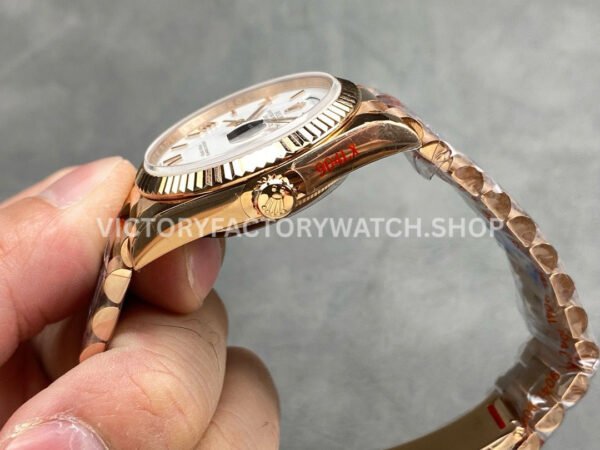 QF Factory Counterweight Rolex Day-Date 128235-0052 36mm Full Rose Gold Roman Numerals White (6) QF Factory Counterweight Rolex Day-Date 128235-0052 36mm Full Rose Gold Roman Numerals White Dial