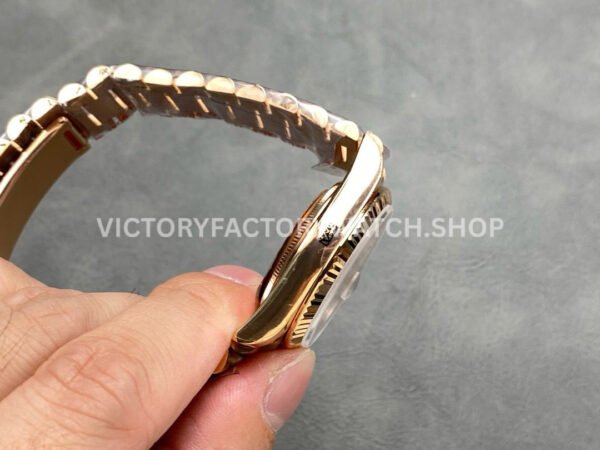 QF Factory Counterweight Rolex Day-Date 128235 36mm Full Rose Gold Diamond Mop Baguette Diamond Silver Dial