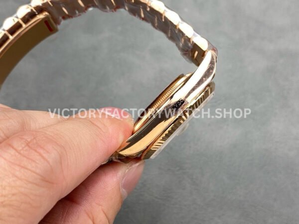 QF Factory Counterweight Rolex Day-Date 128235 36mm Full Rose Gold Silver Dial