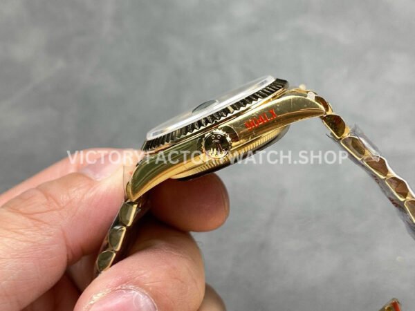 QF Factory Counterweight Rolex Day-Date 128238-0118 36mm Full Yellow Gold Roman Numerals G (6) QF Factory Counterweight Rolex Day-Date 128238-0118 36mm Full Yellow Gold Roman Numerals Green Dial