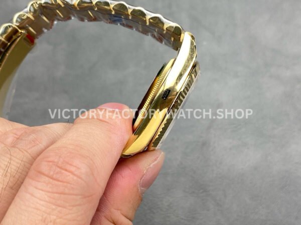 QF Factory Counterweight Rolex Day-Date 128238-0130 36mm Full Yellow Gold Baguette Diamo (8) QF Factory Counterweight Rolex Day-Date 128238-0130 36mm Full Yellow Gold Baguette Diamond Green Dial