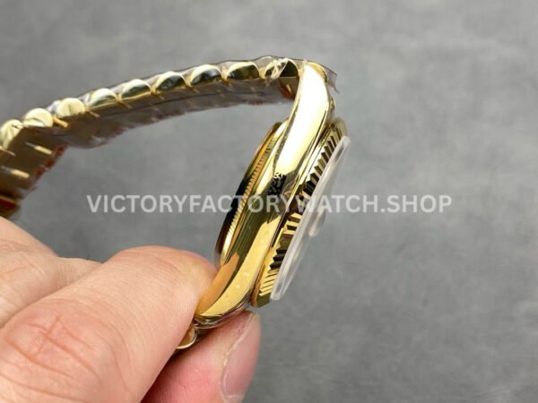 QF Factory Counterweight Rolex Day-Date 128238 36mm Full Yellow Gold Diamond Mo (4) QF Factory Counterweight Rolex Day-Date 128238 36mm Full Yellow Gold Diamond Mope&Baguette Diamond Silver Dial